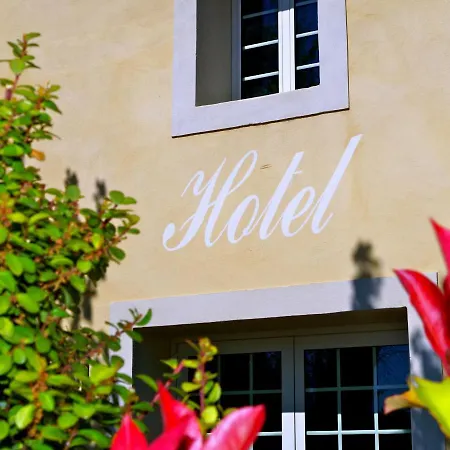 Logis Du Champ De Mars فندق 3*