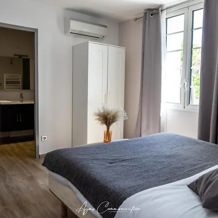 Logis Le Champ De Mars Otel Puy-Saint-Martin