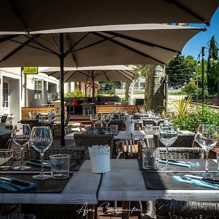 Logis Le Champ De Mars 3* Puy-Saint-Martin
