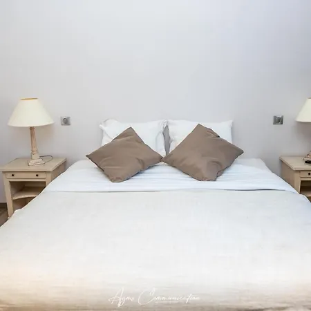 Hotel Logis Du Champ De Mars *