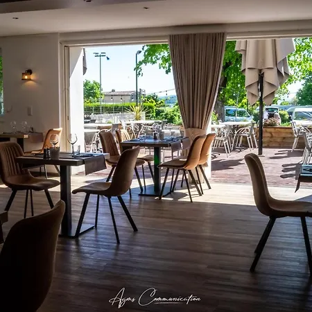 Hotel Logis Du Champ De Mars Puy-Saint-Martin