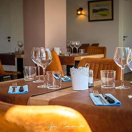 Logis Du Champ De Mars Hotel Puy-Saint-Martin