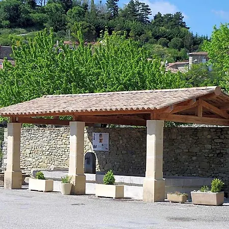 Hotel Logis Du Champ De Mars Puy-Saint-Martin