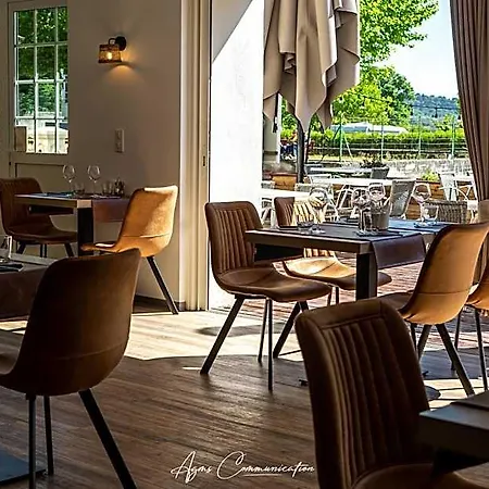Logis Du Champ De Mars